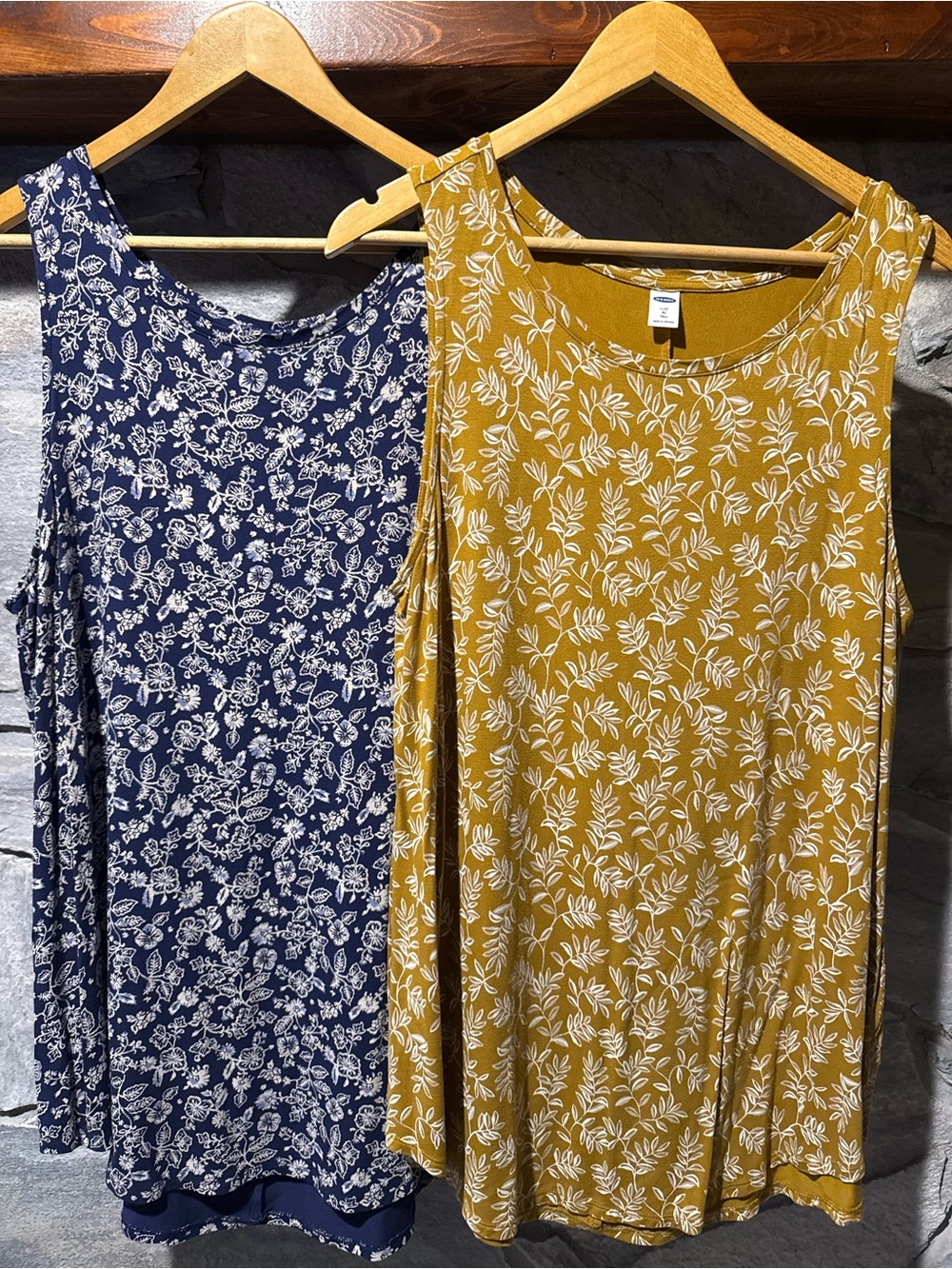 Set of 2, Old Navy Mustard and Navy Floral Tank Tops - Size XL Tall